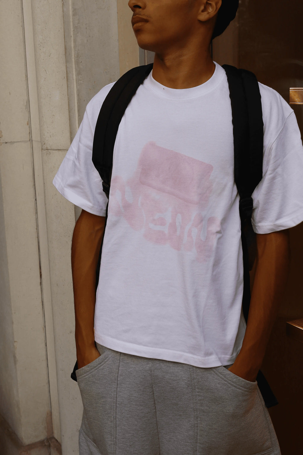 T-shirt Soap Neon streetwear détail du motif graphique